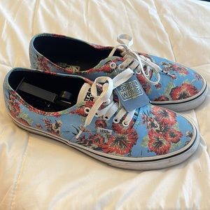 Disney Star Wars Vans Yoda/Flowers
